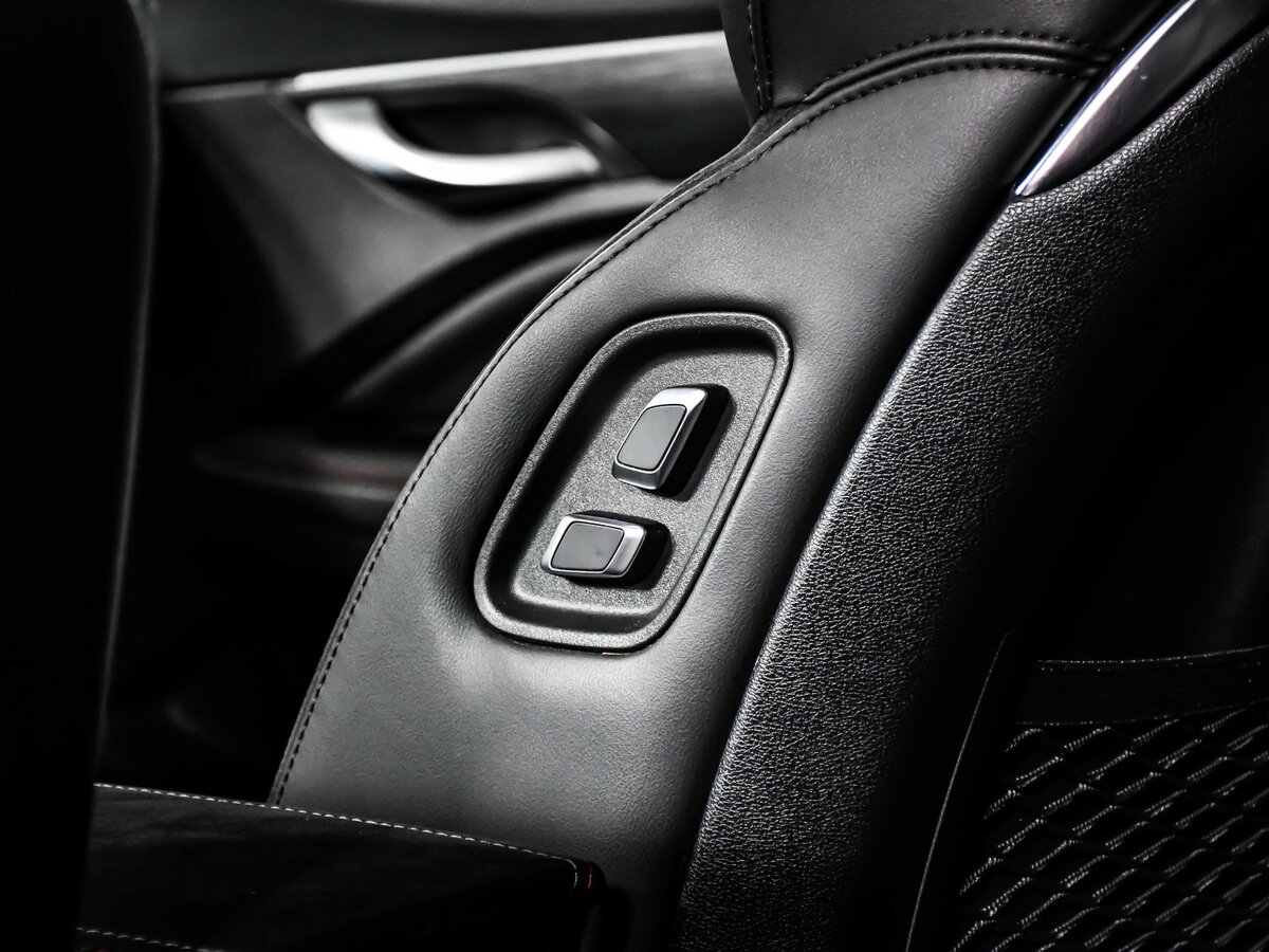 Geely Tugella 2021 года с пробегом. Фото: #11