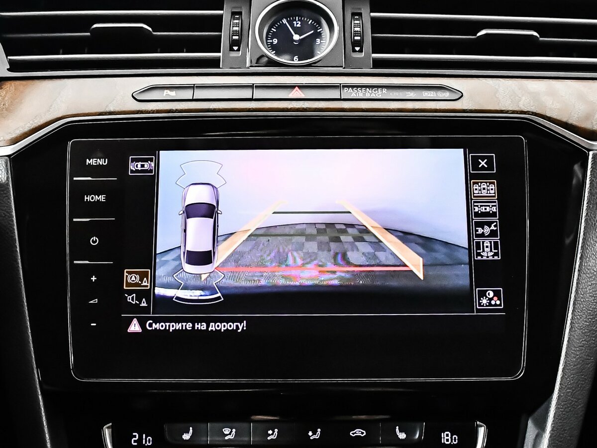 Volkswagen Passat 2018 года с пробегом. Фото: #11