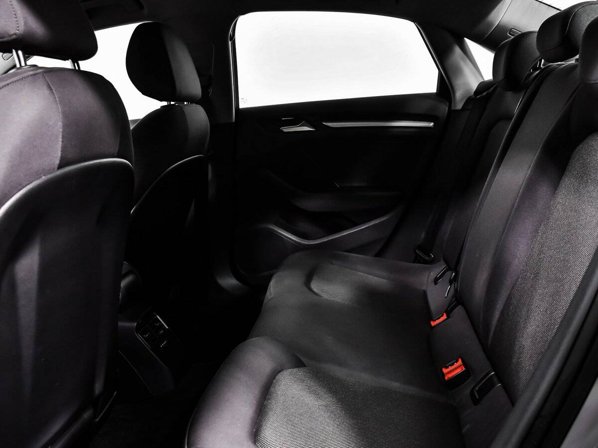 Audi A3 2019 года с пробегом. Фото: #12