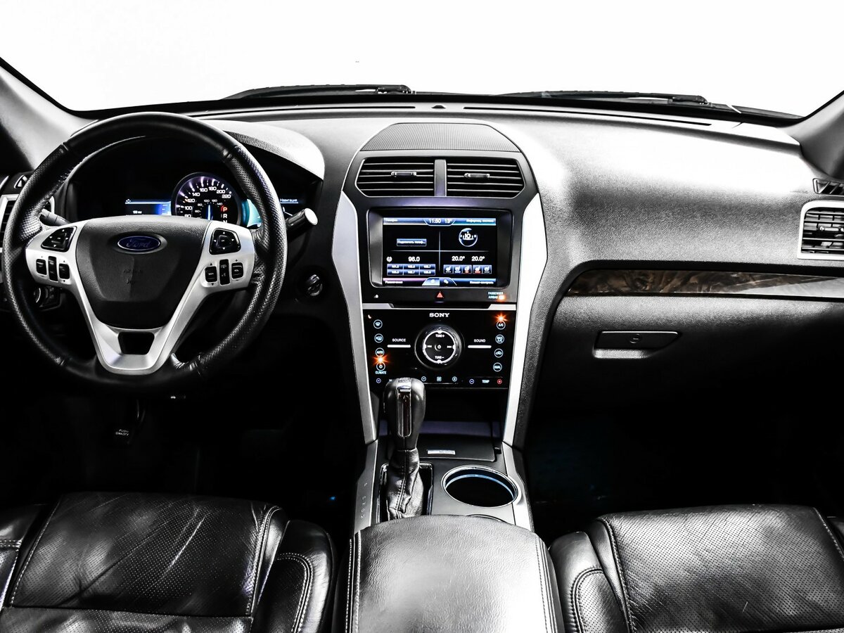 Ford Explorer 2013 года с пробегом. Фото: #8