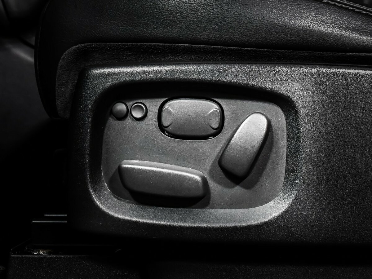 Land Rover Discovery 2013 года с пробегом. Фото: #18