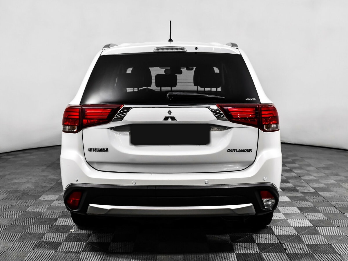 Mitsubishi Outlander 2016 года с пробегом. Фото: #5