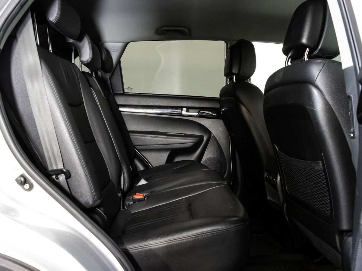 Б/У Киа Соренто 2014 года. Фото: #15