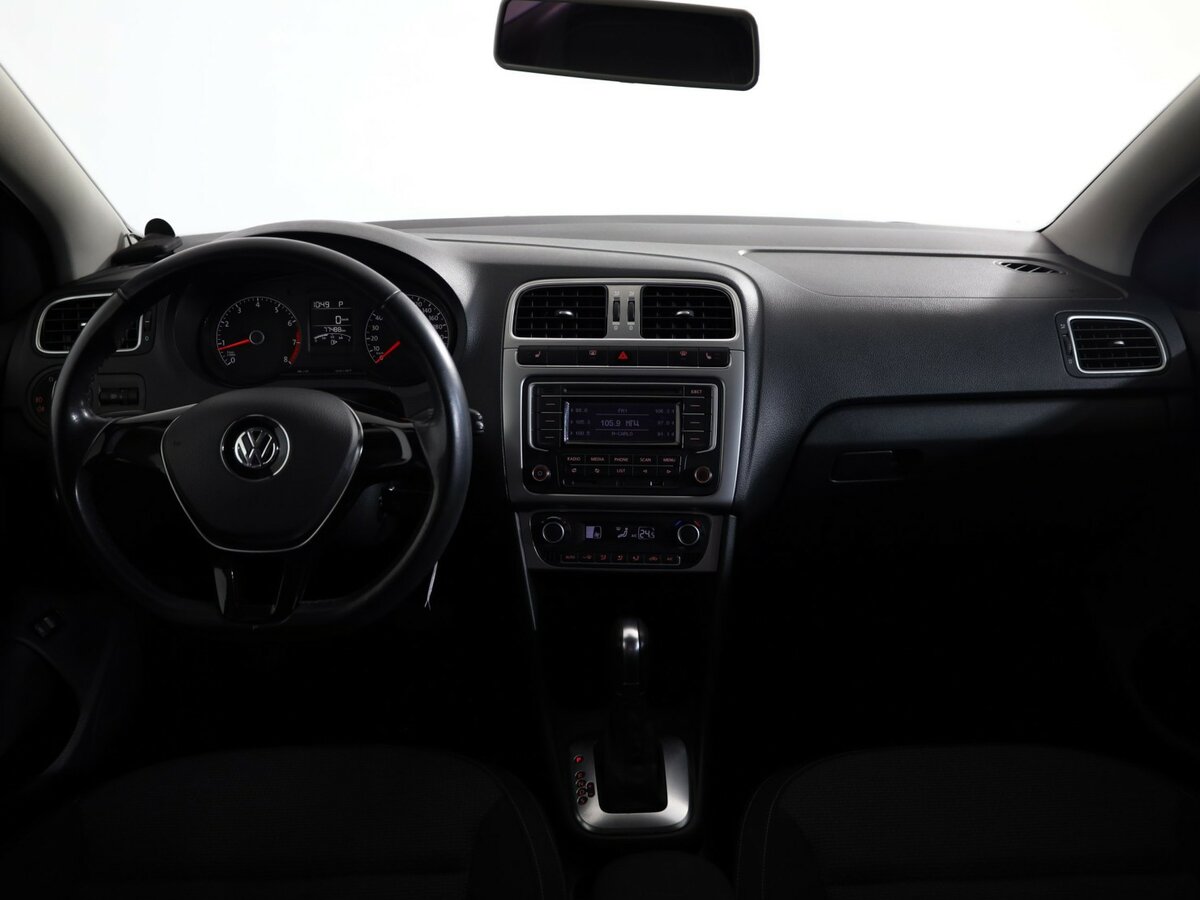 Б/У Фольксваген Поло 2015 года. Фото: #8