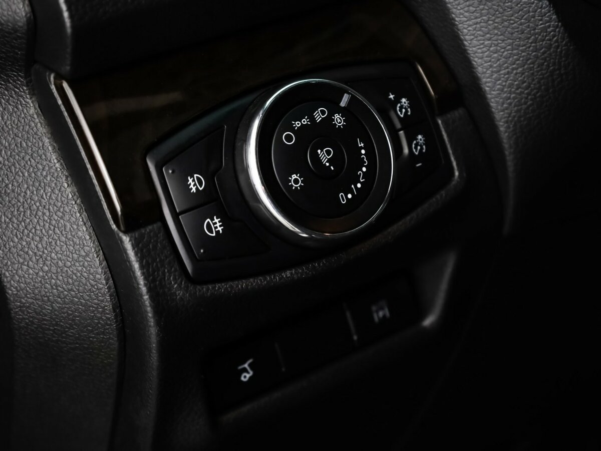 Ford Explorer 2013 года с пробегом. Фото: #13