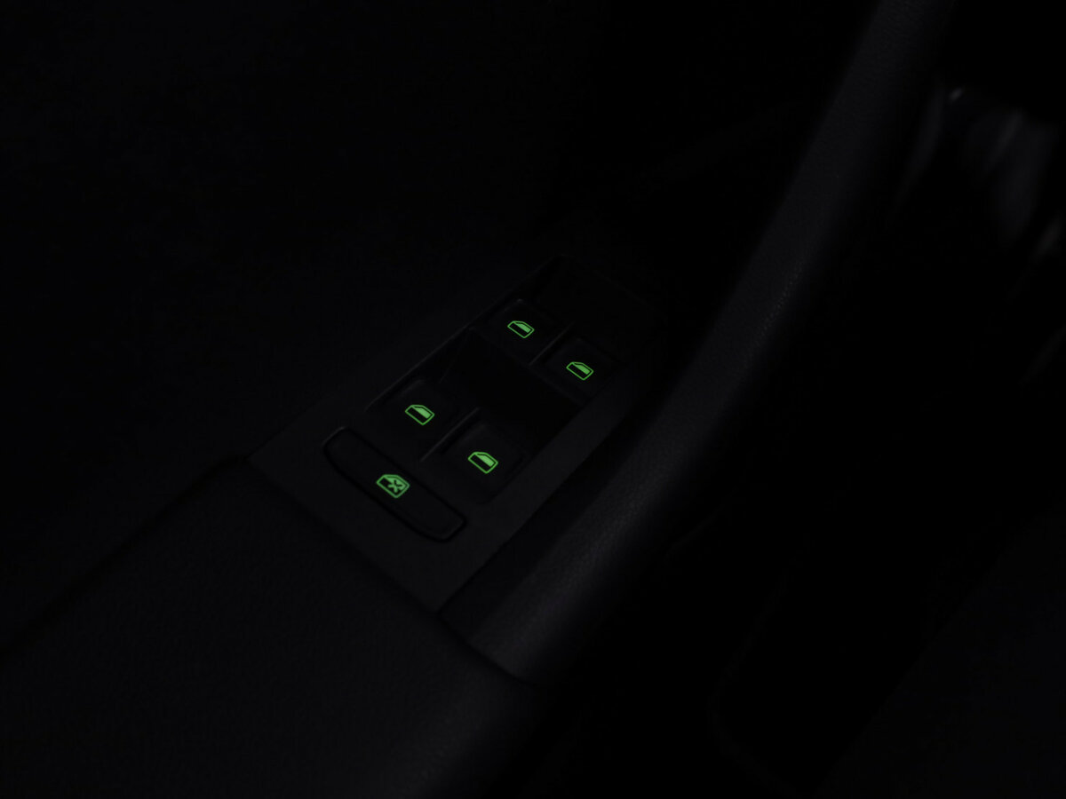 Б/У Шкода Октавия 2013 года. Фото: #20