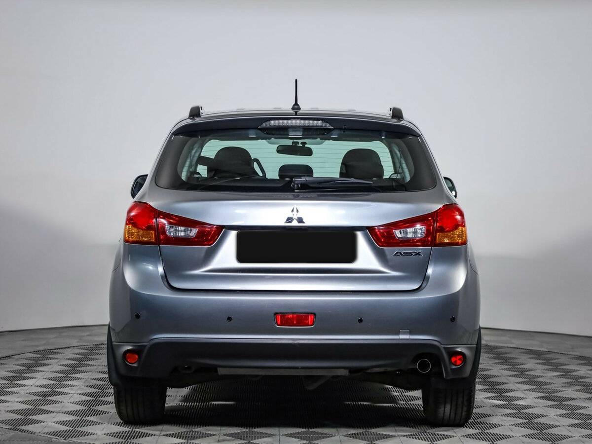 Б/У Митсубиши АС-Икс 2014 года. Фото: #4