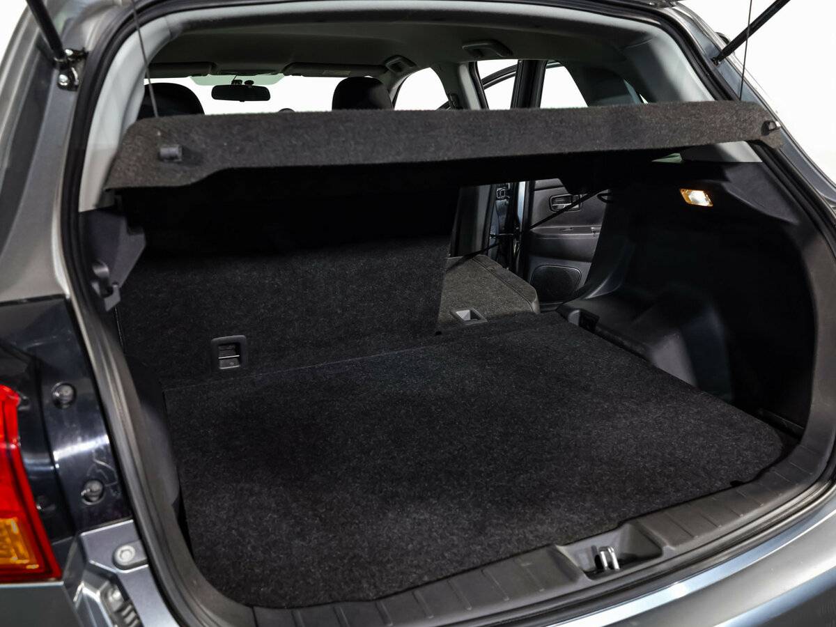 Б/У Митсубиши АС-Икс 2014 года. Фото: #19