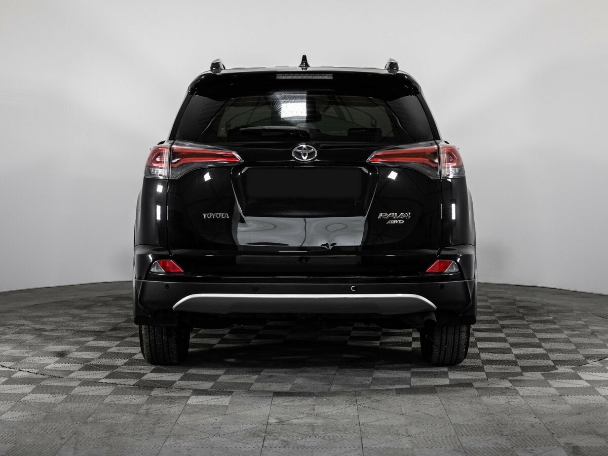 Б/У Тойота Рав4 2016 года. Фото: #4