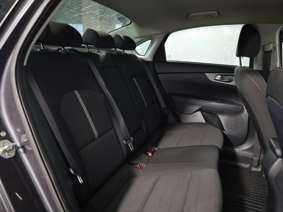 Б/У Киа Церато 2018 года. Фото: #7