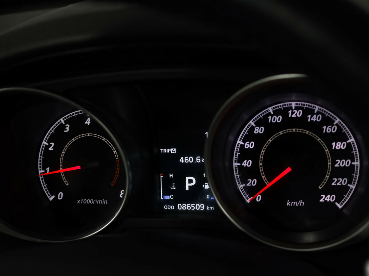 Б/У Митсубиши АС-Икс 2013 года. Фото: #9