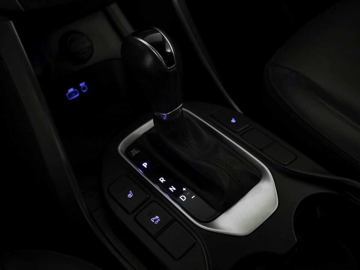 Б/У Хендай Санта Фе 2016 года. Фото: #17