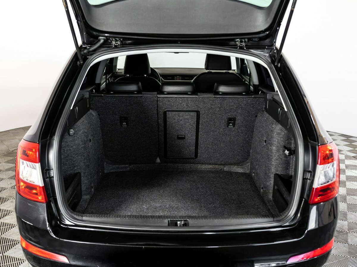 Б/У Шкода Октавия 2014 года. Фото: #17