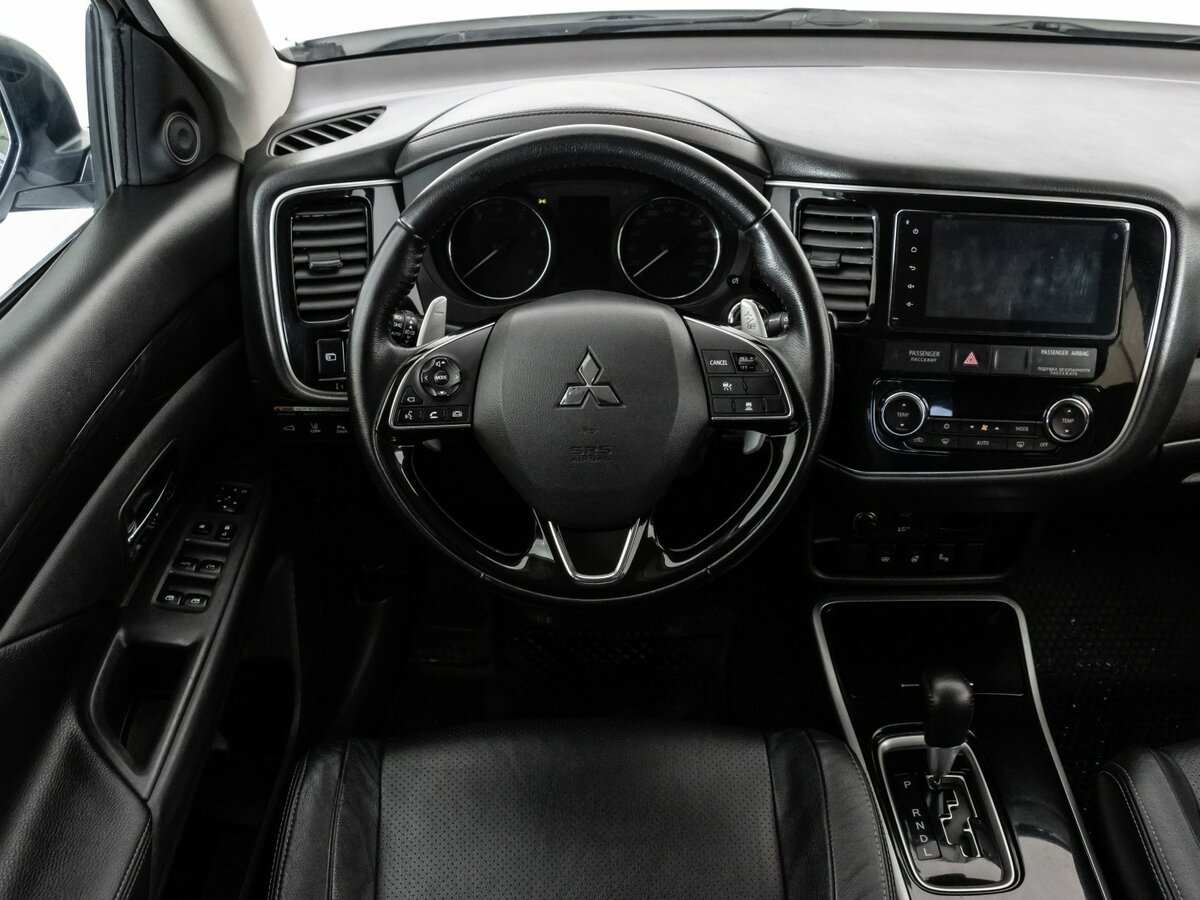 Mitsubishi Outlander 2017 года с пробегом. Фото: #8