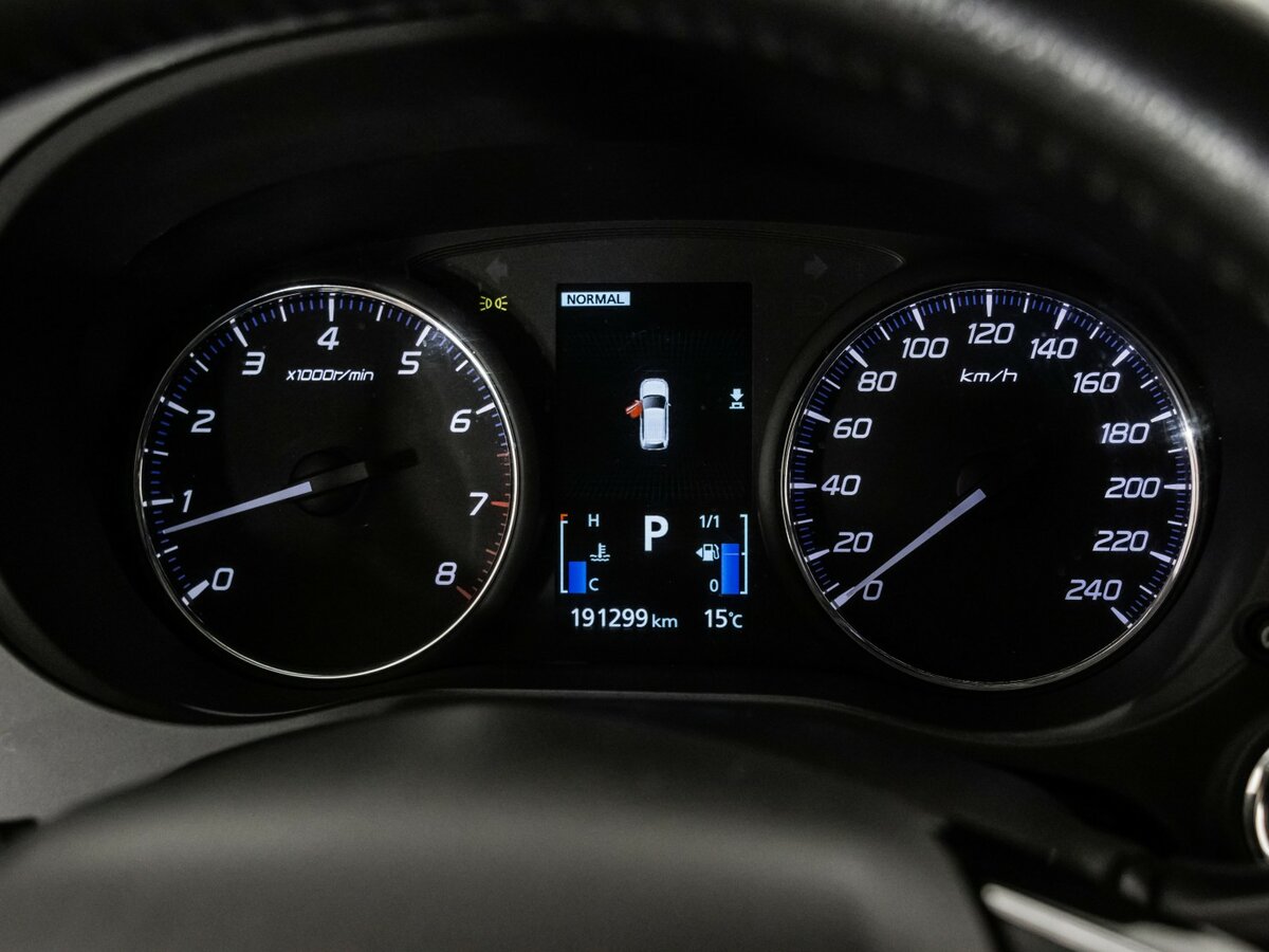 Mitsubishi Outlander 2017 года с пробегом. Фото: #11