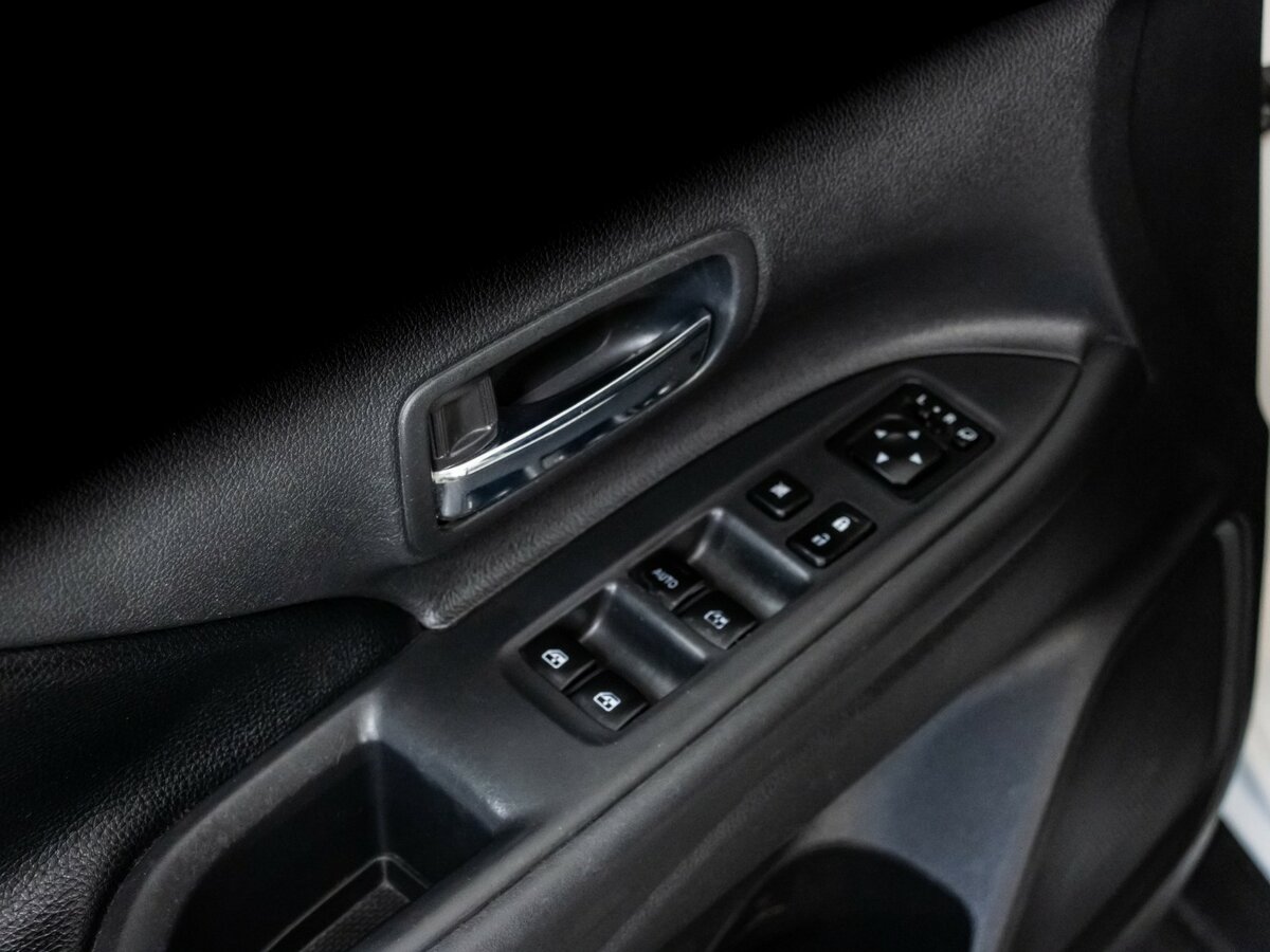 Mitsubishi Outlander 2017 года с пробегом. Фото: #12