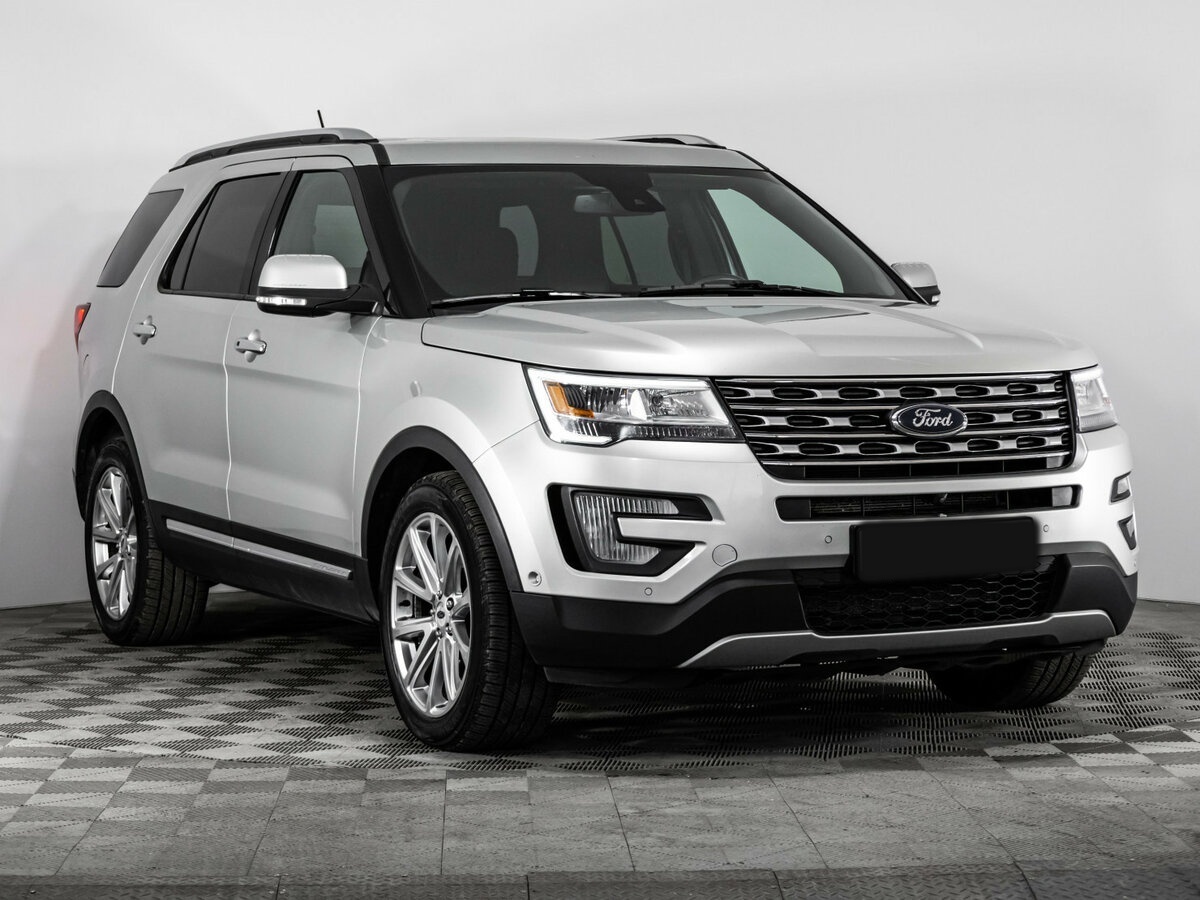 Ford Explorer 2018 года с пробегом. Фото: #2