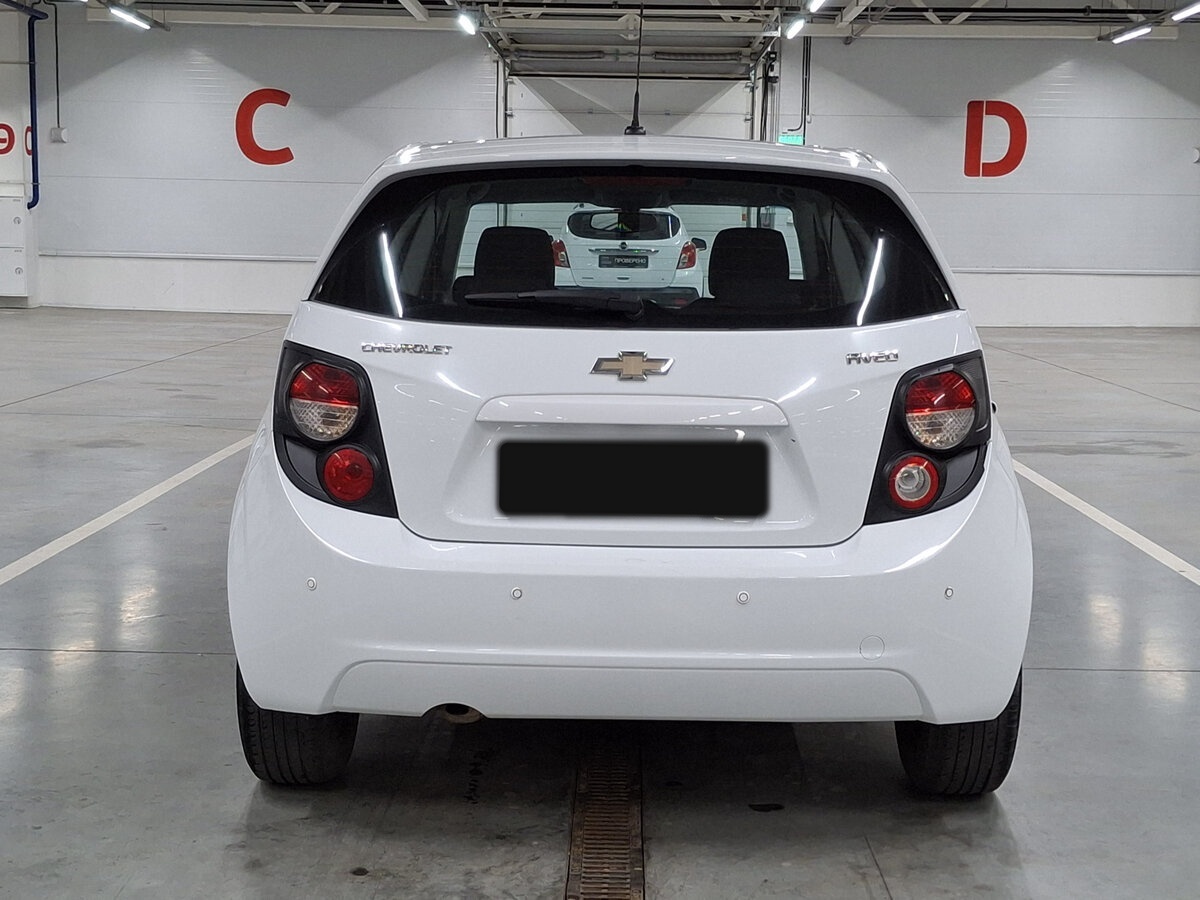 Б/У Шевроле Авео 2015 года. Фото: #5