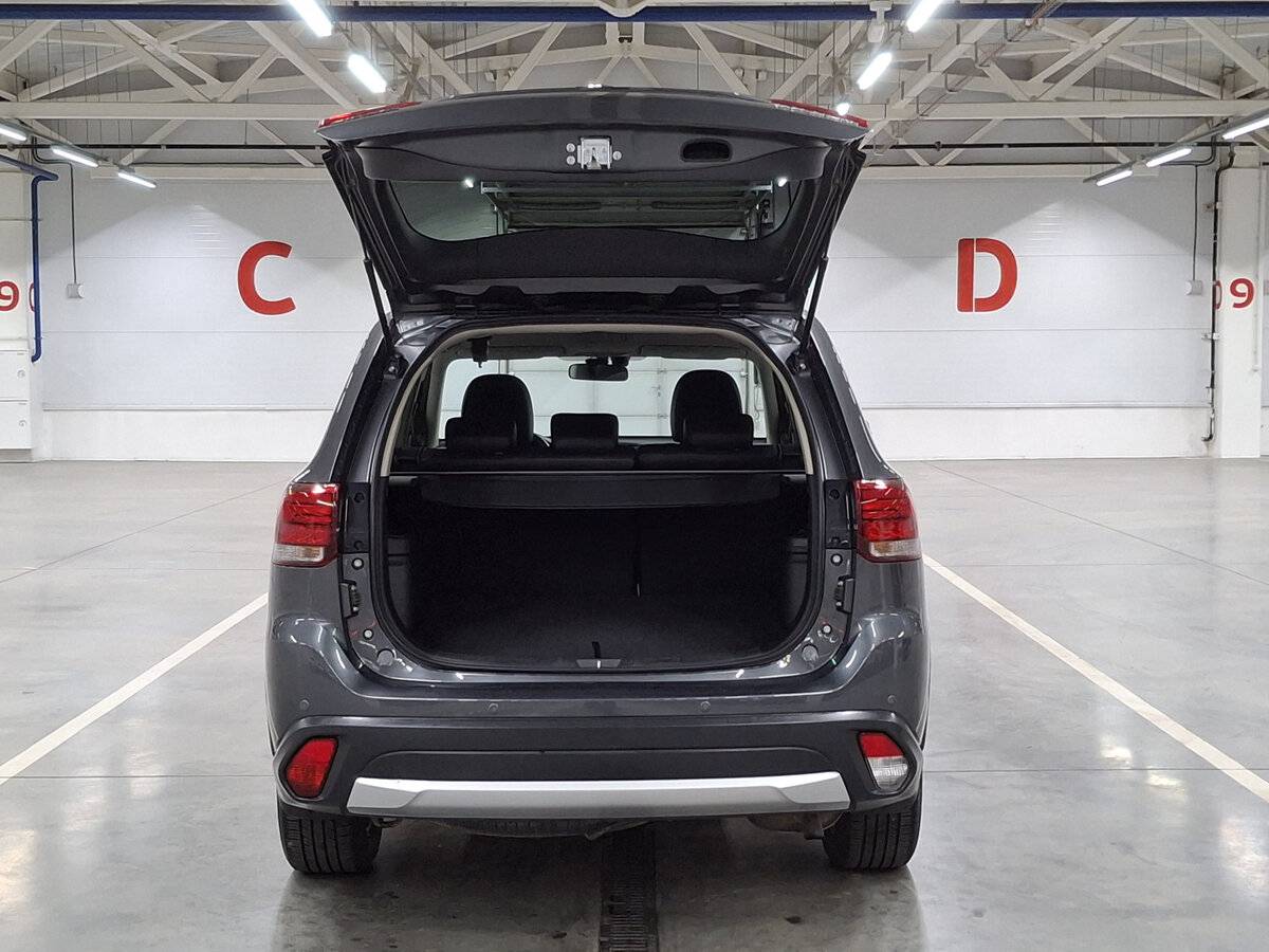 Mitsubishi Outlander 2016 года с пробегом. Фото: #9