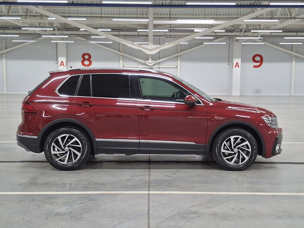 Б/У Фольксваген Тигуан 2018 года. Фото: #3