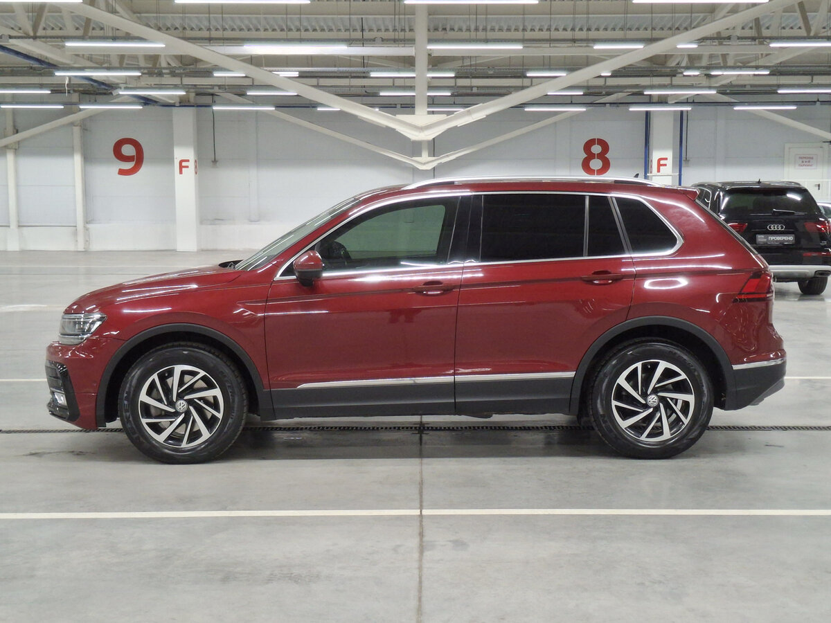Б/У Фольксваген Тигуан 2018 года. Фото: #7