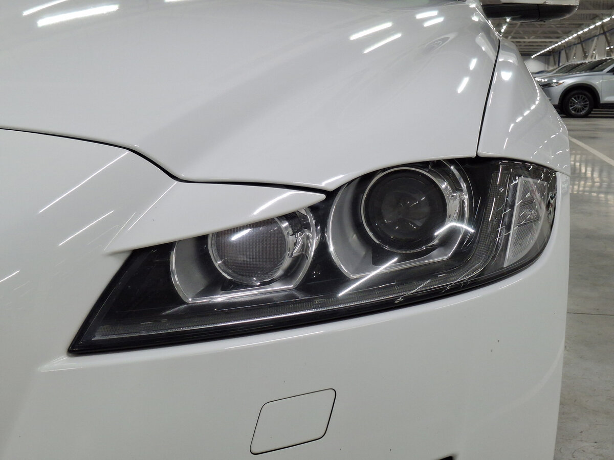 Jaguar XF 2016 года с пробегом. Фото: #16