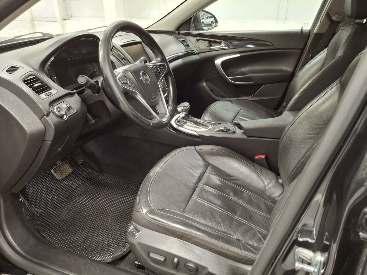 Б/У Опель Инсигния 2014 года. Фото: #15