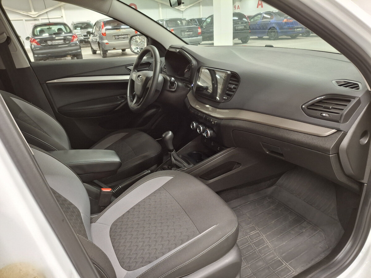 Lada (ВАЗ) Vesta 2023 года с пробегом. Фото: #10