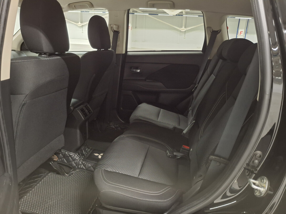 Mitsubishi Outlander 2020 года с пробегом. Фото: #11