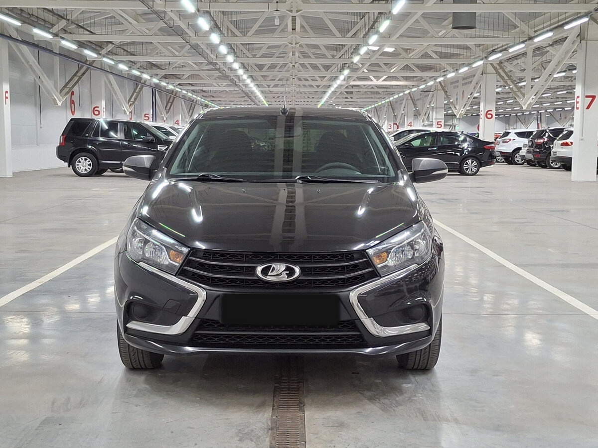 Б/У Лада (ВАЗ) Веста 2018 года. Фото: #1