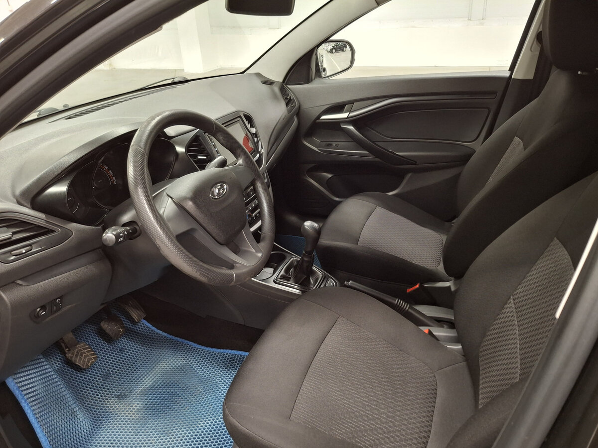 Б/У Лада (ВАЗ) Веста 2018 года. Фото: #15