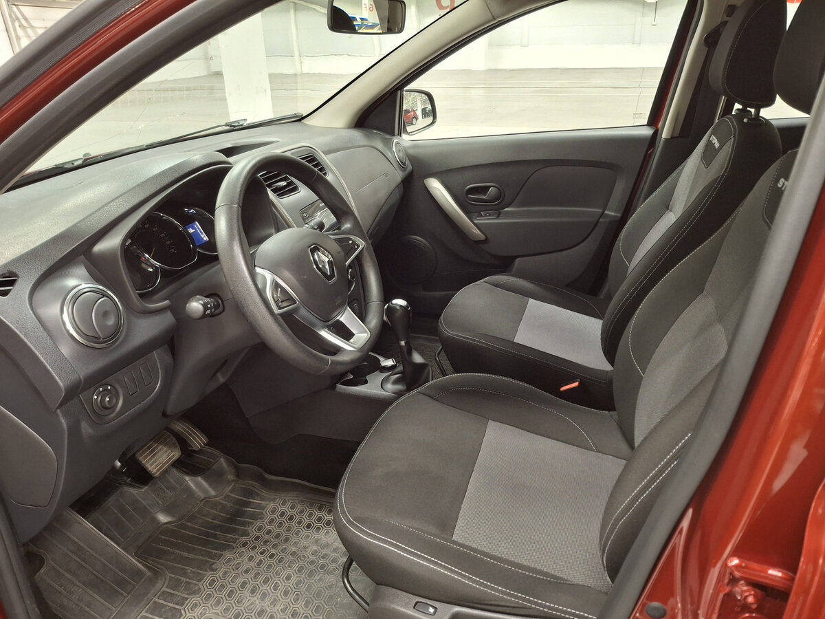 Б/У Рено Сандеро 2021 года. Фото: #15