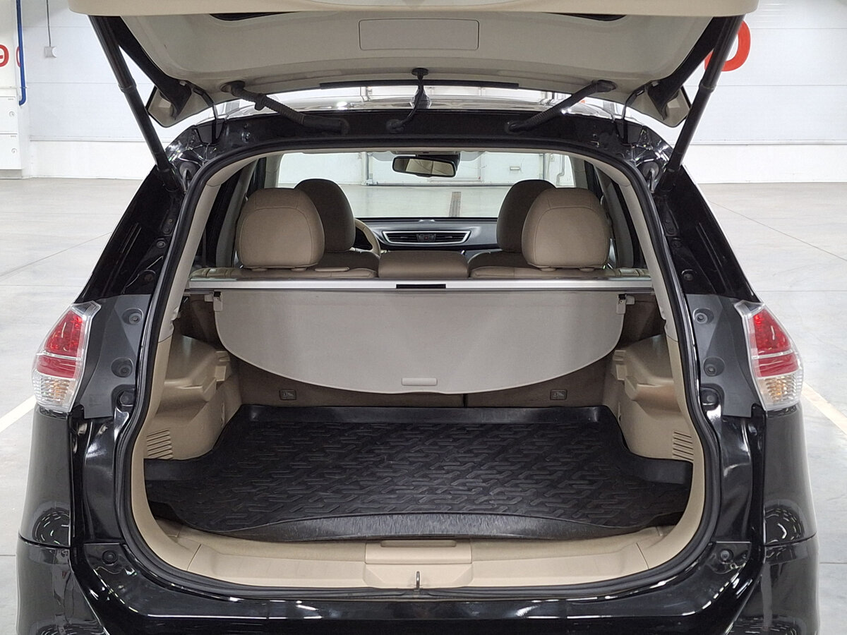 Б/У Ниссан Икс-Трейл 2015 года. Фото: #9