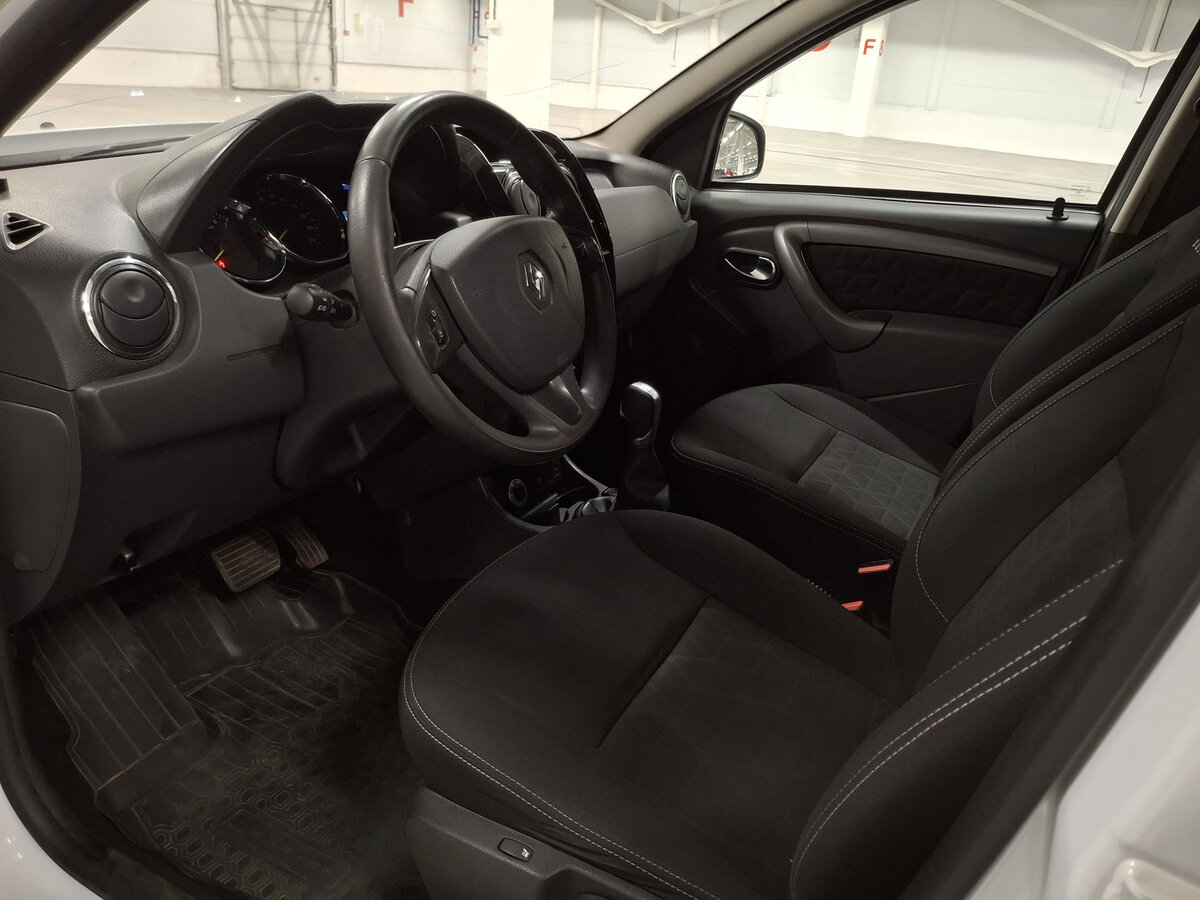 Б/У Рено Дастер 2018 года. Фото: #14