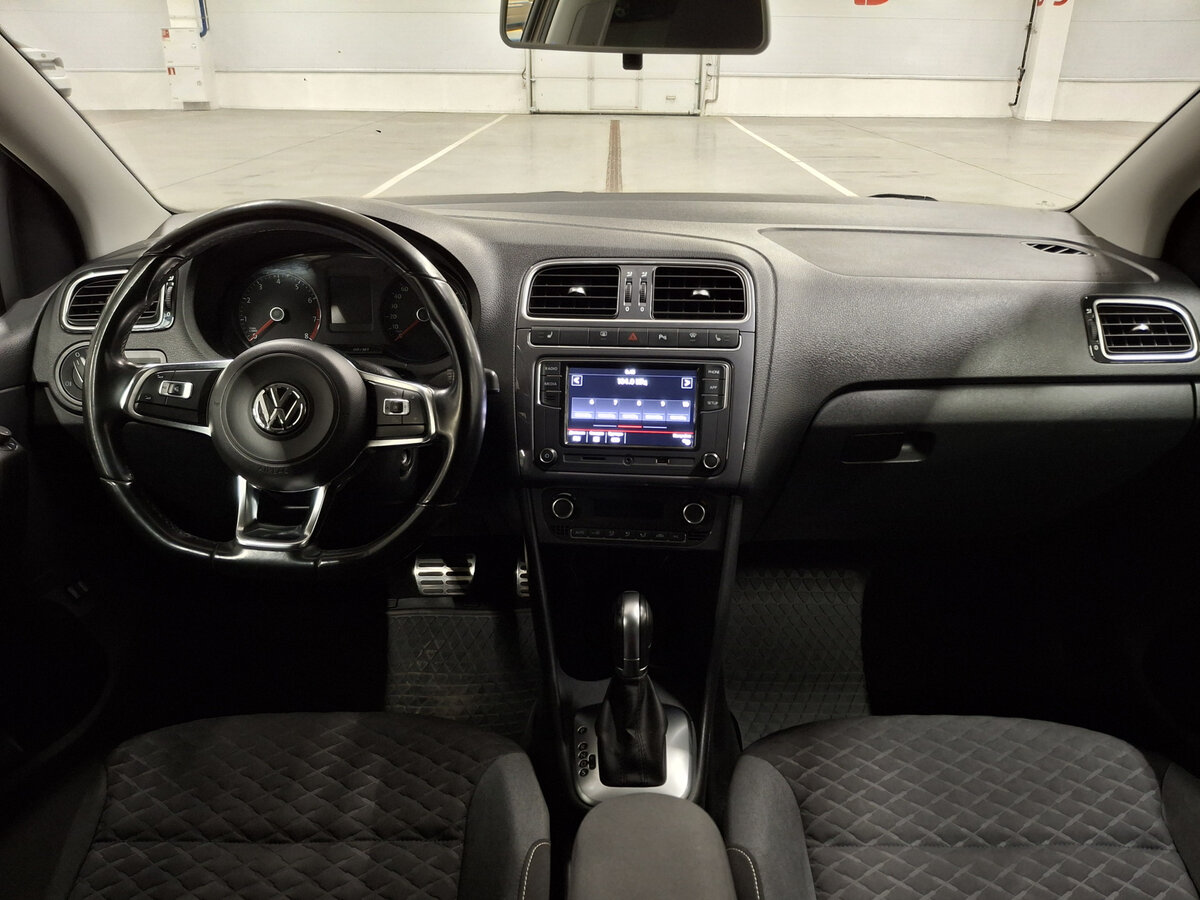 Б/У Фольксваген Поло 2018 года. Фото: #13