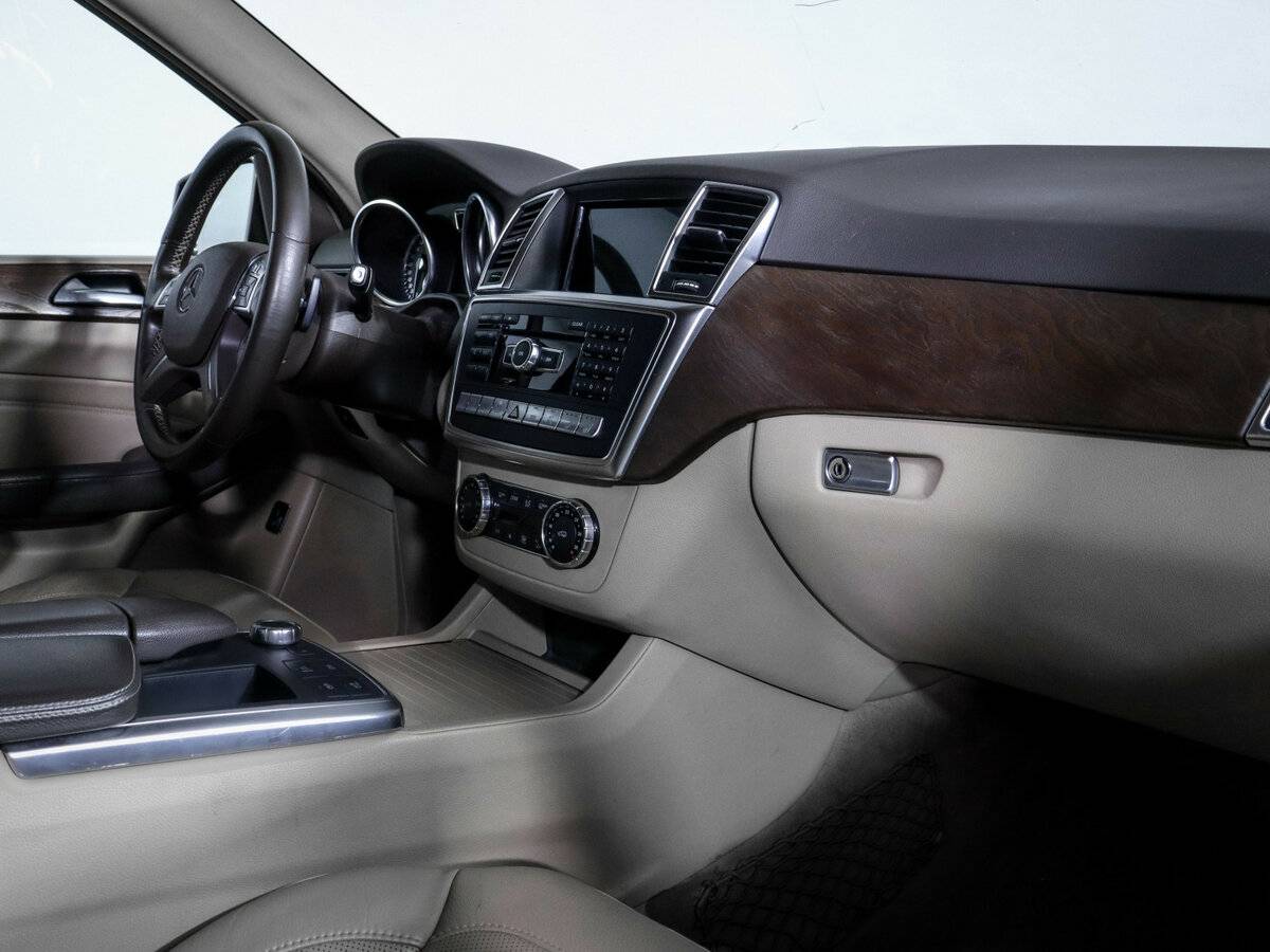 Mercedes-Benz M-Класс 2012 года с пробегом. Фото: #6