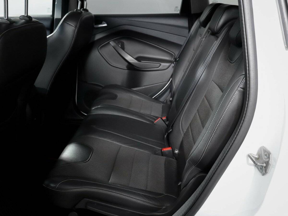 Б/У Форд Куга 2014 года. Фото: #7