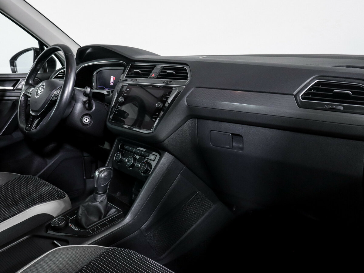 Volkswagen Tiguan 2020 года с пробегом. Фото: #6