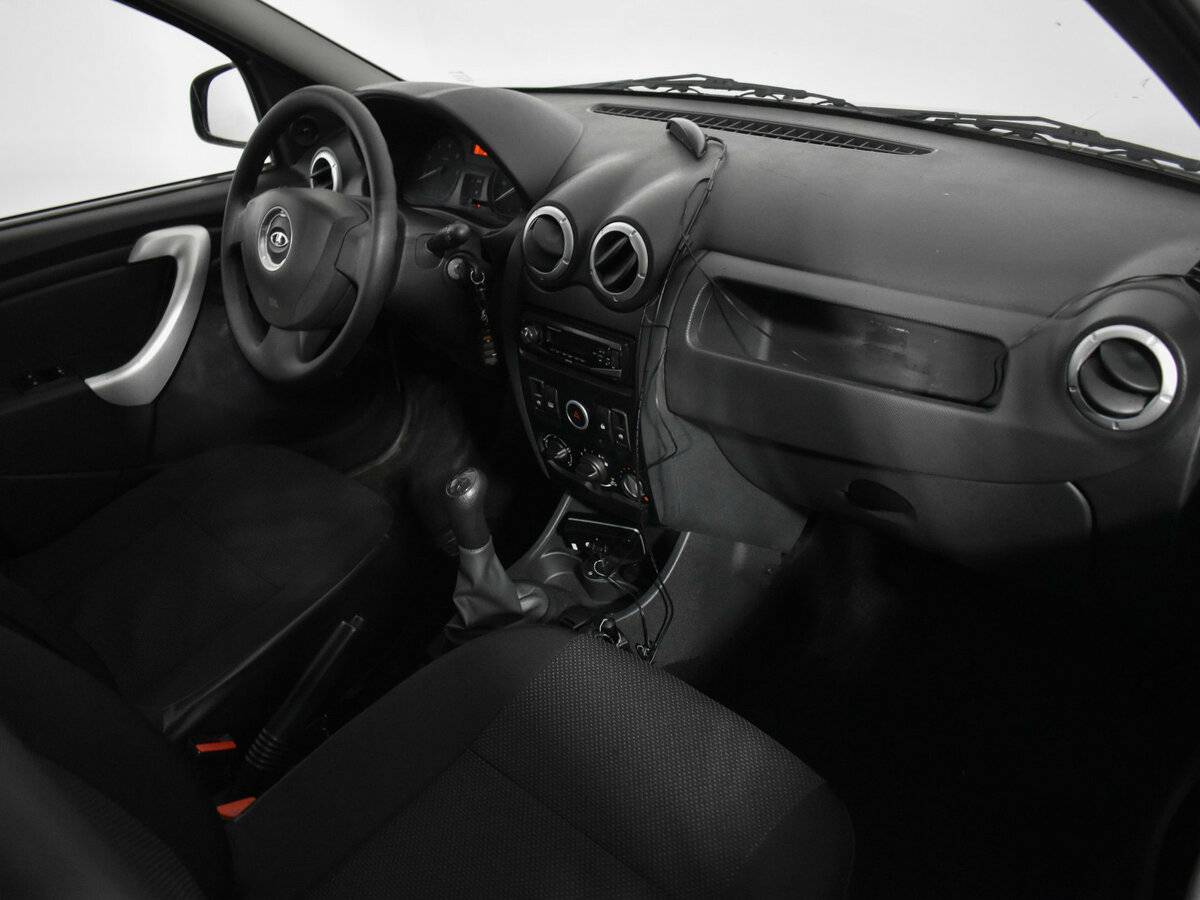 Б/У Лада (ВАЗ) Ларгус 2014 года. Фото: #10