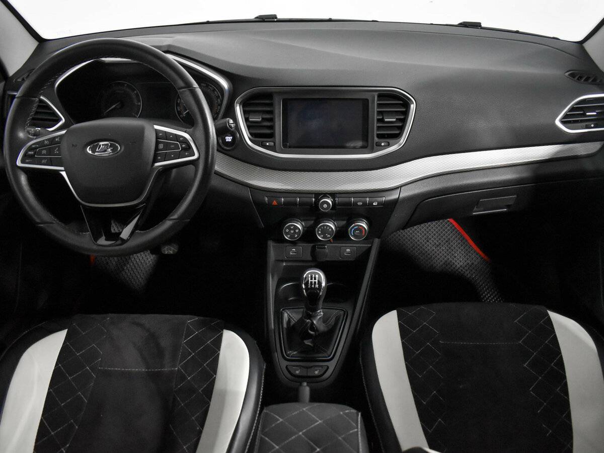 Lada (ВАЗ) Vesta 2023 года с пробегом. Фото: #13