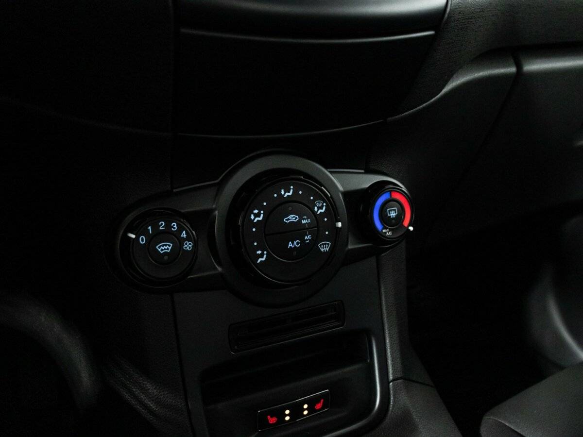 Б/У Форд Фиеста 2016 года. Фото: #13