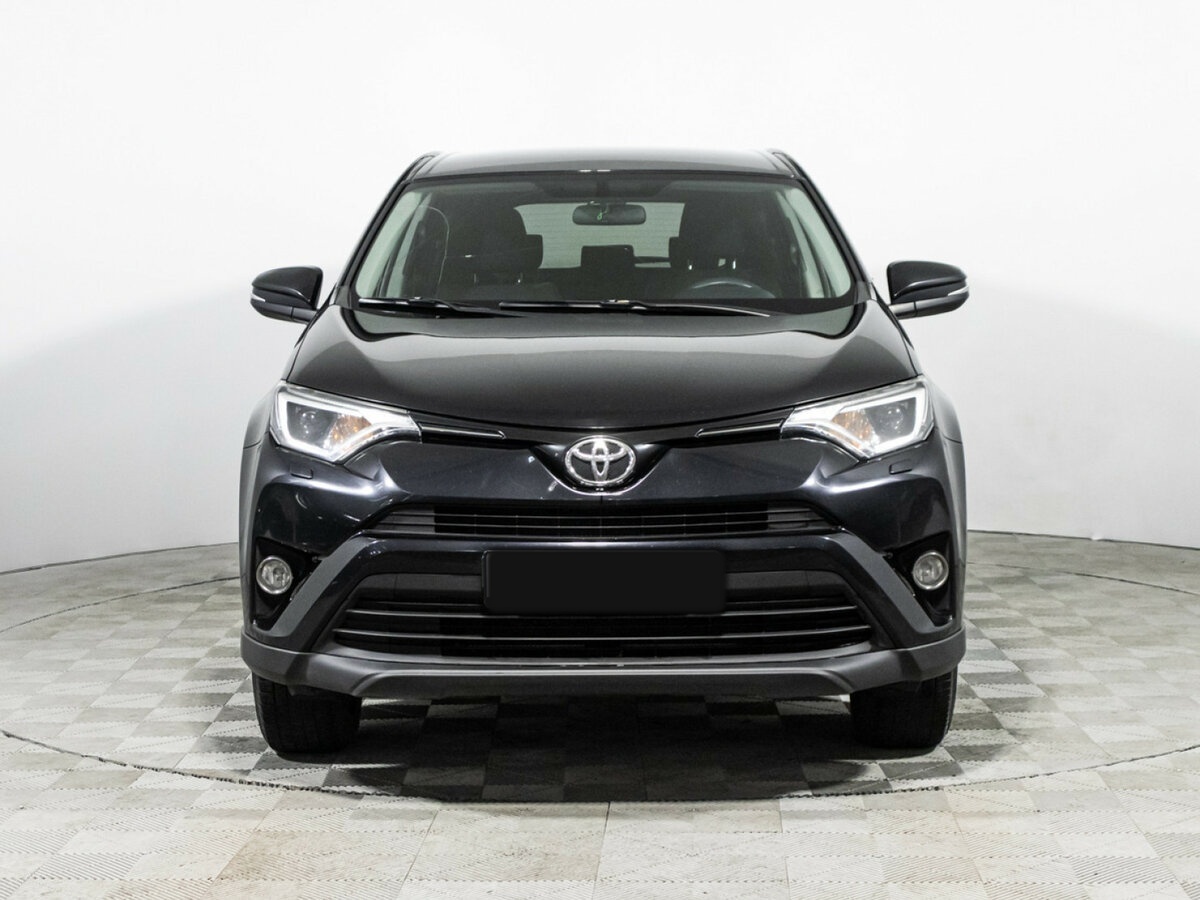 Toyota RAV4 2017 года с пробегом. Фото: #1