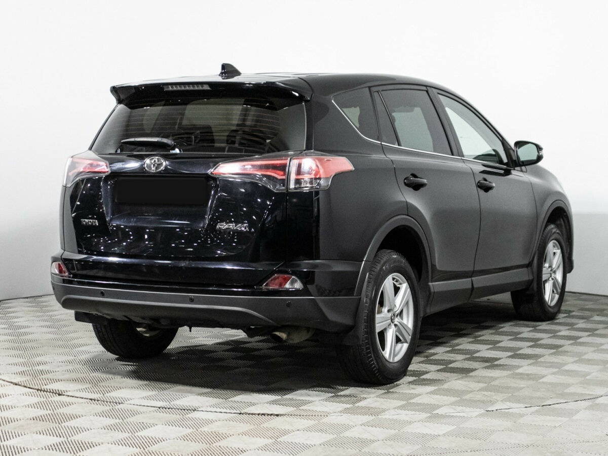 Toyota RAV4 2017 года с пробегом. Фото: #4