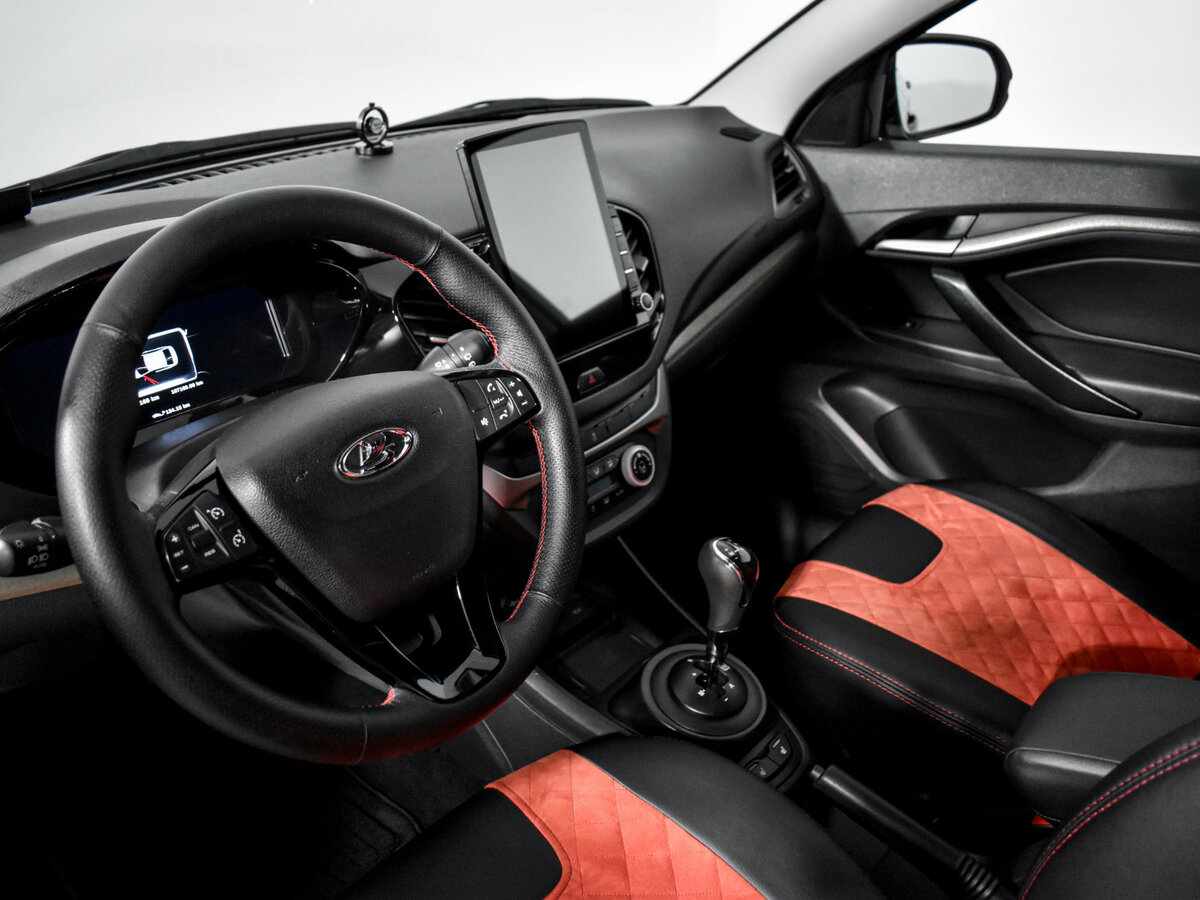 Б/У Лада (ВАЗ) Веста 2018 года. Фото: #8