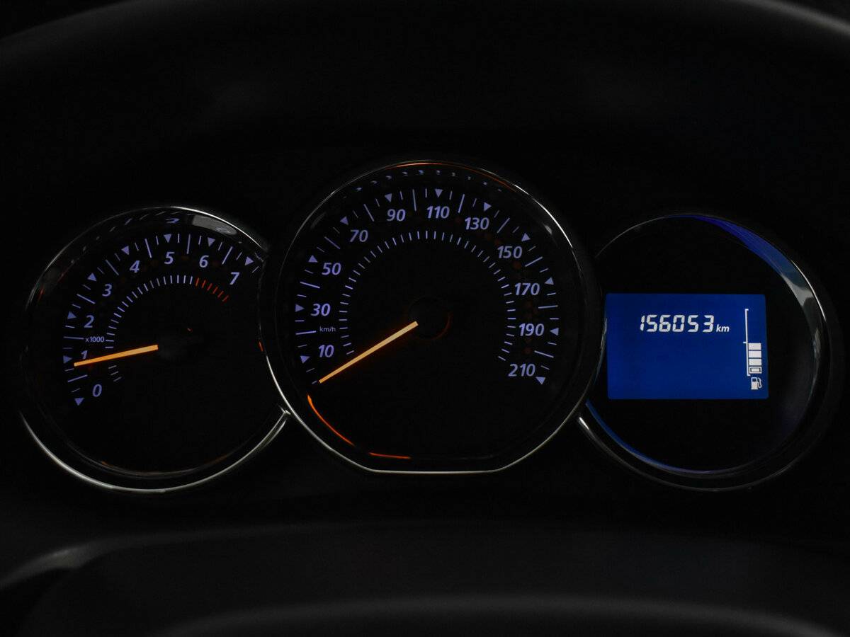 Б/У Рено Сандеро 2016 года. Фото: #12