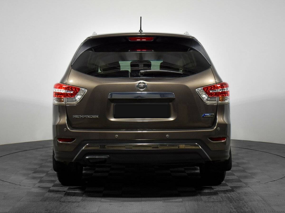 Б/У Ниссан Патфайндер 2014 года. Фото: #3
