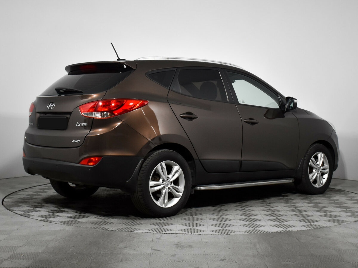 Б/У Хендай ай-икс35 2013 года. Фото: #3