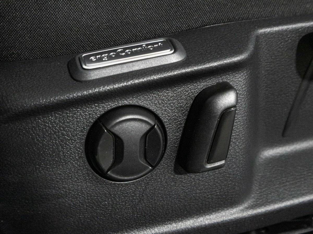 Б/У Фольксваген Пассат 2019 года. Фото: #16