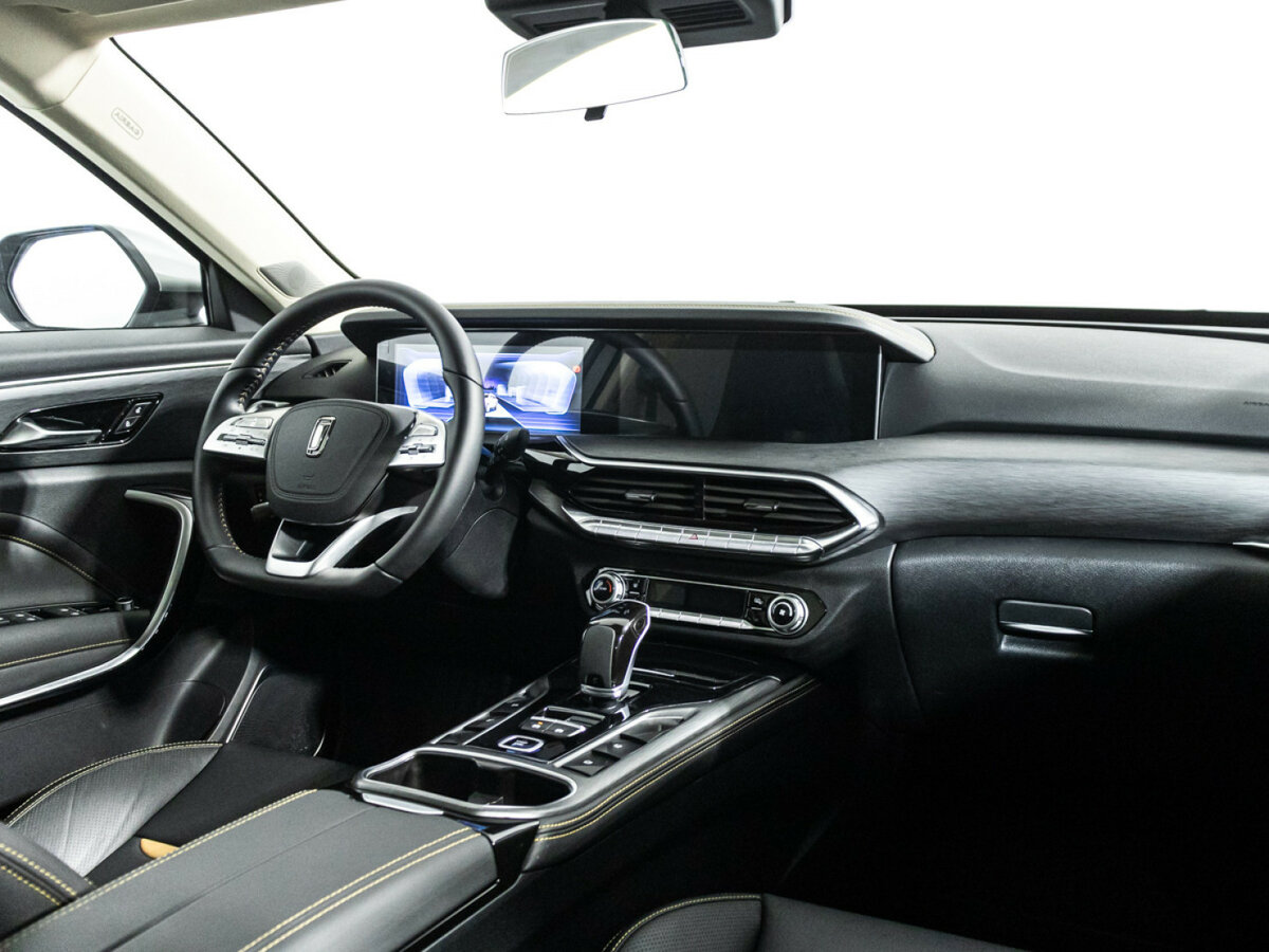 FAW Bestune T77 2024 года с пробегом. Фото: #8