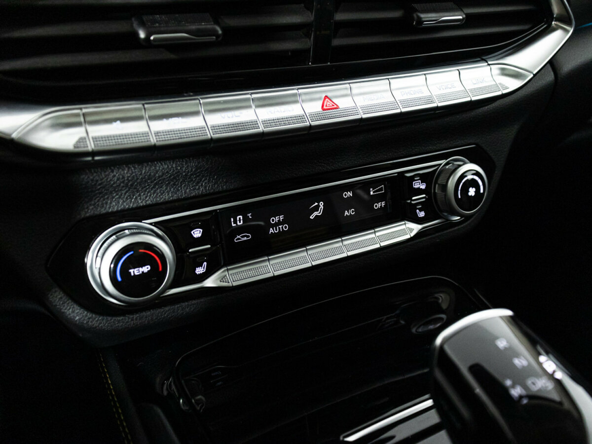 FAW Bestune T77 2024 года с пробегом. Фото: #17